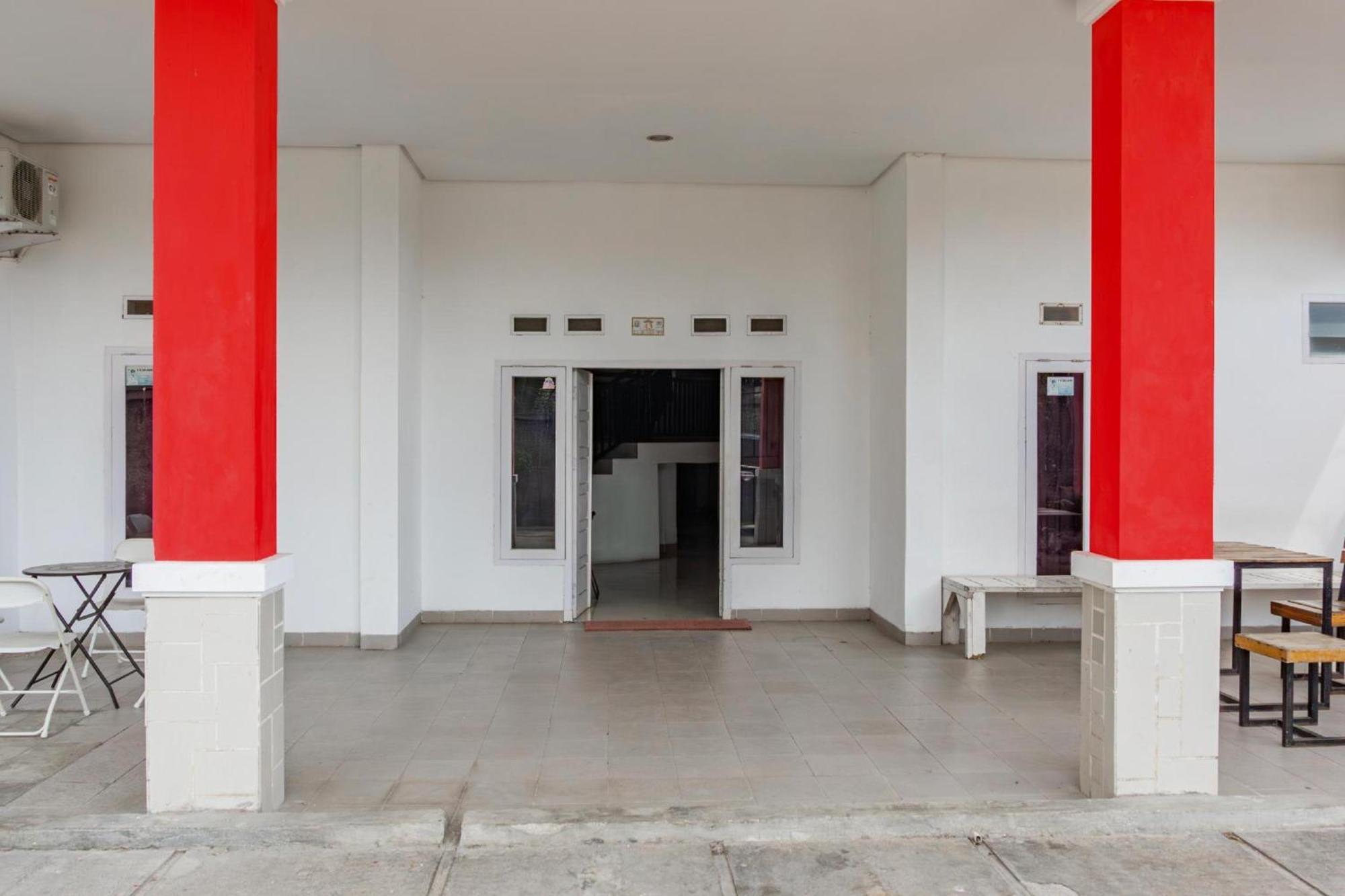 Hotel O Rajabasa Near Universitas Lampung Formerly Hotel Prasetya Bandar Lampung Buitenkant foto